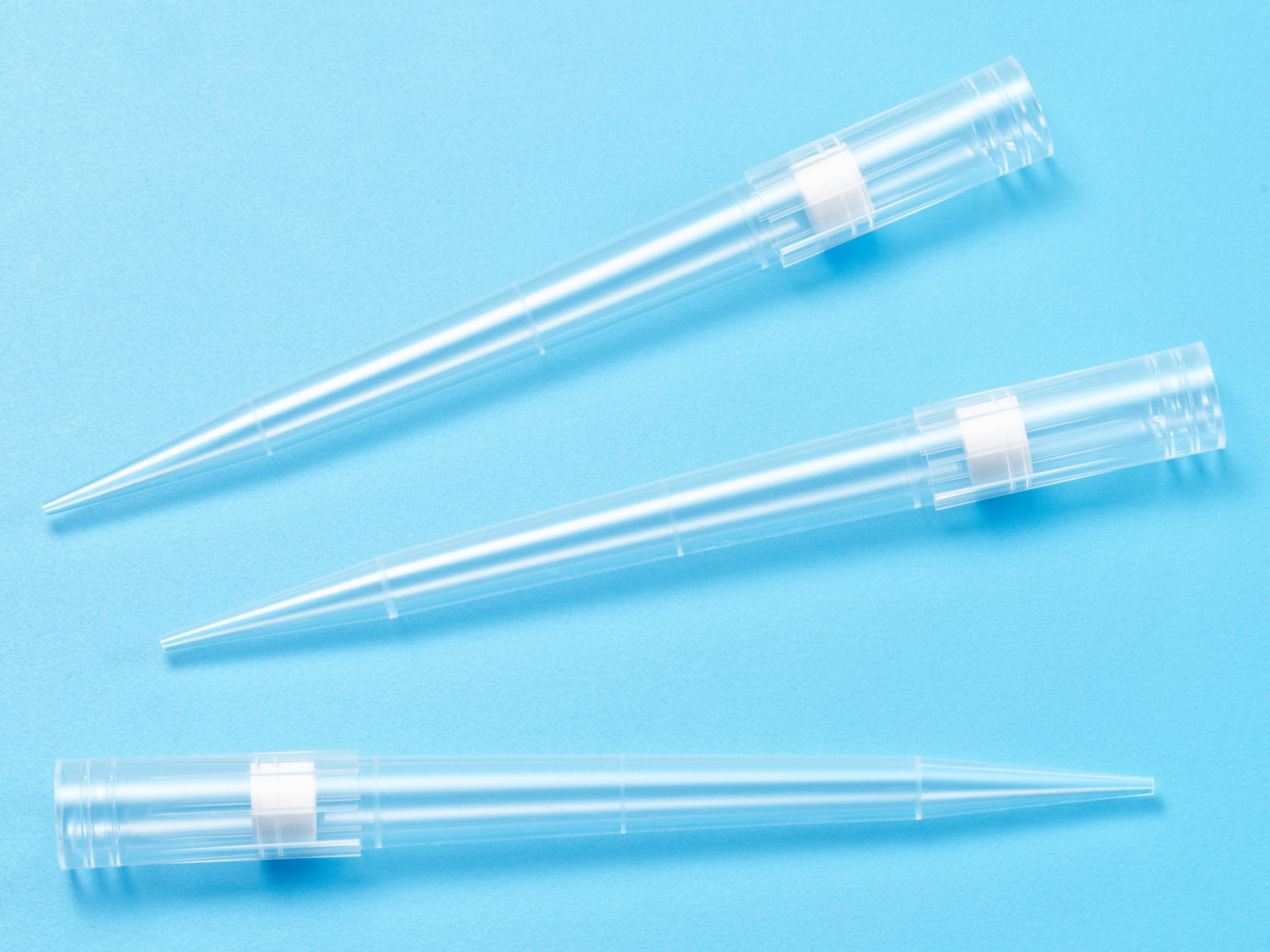 Наконечники для дозаторов с фильтром объем 100-1000 мкл., 1000 штук в упаковке